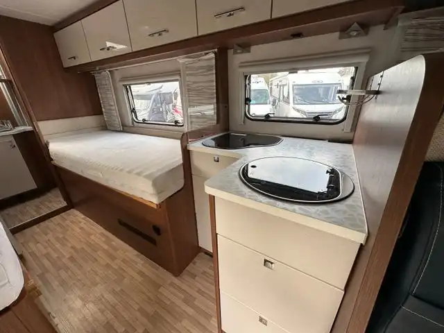 LMC Breezer H 747 Sportline